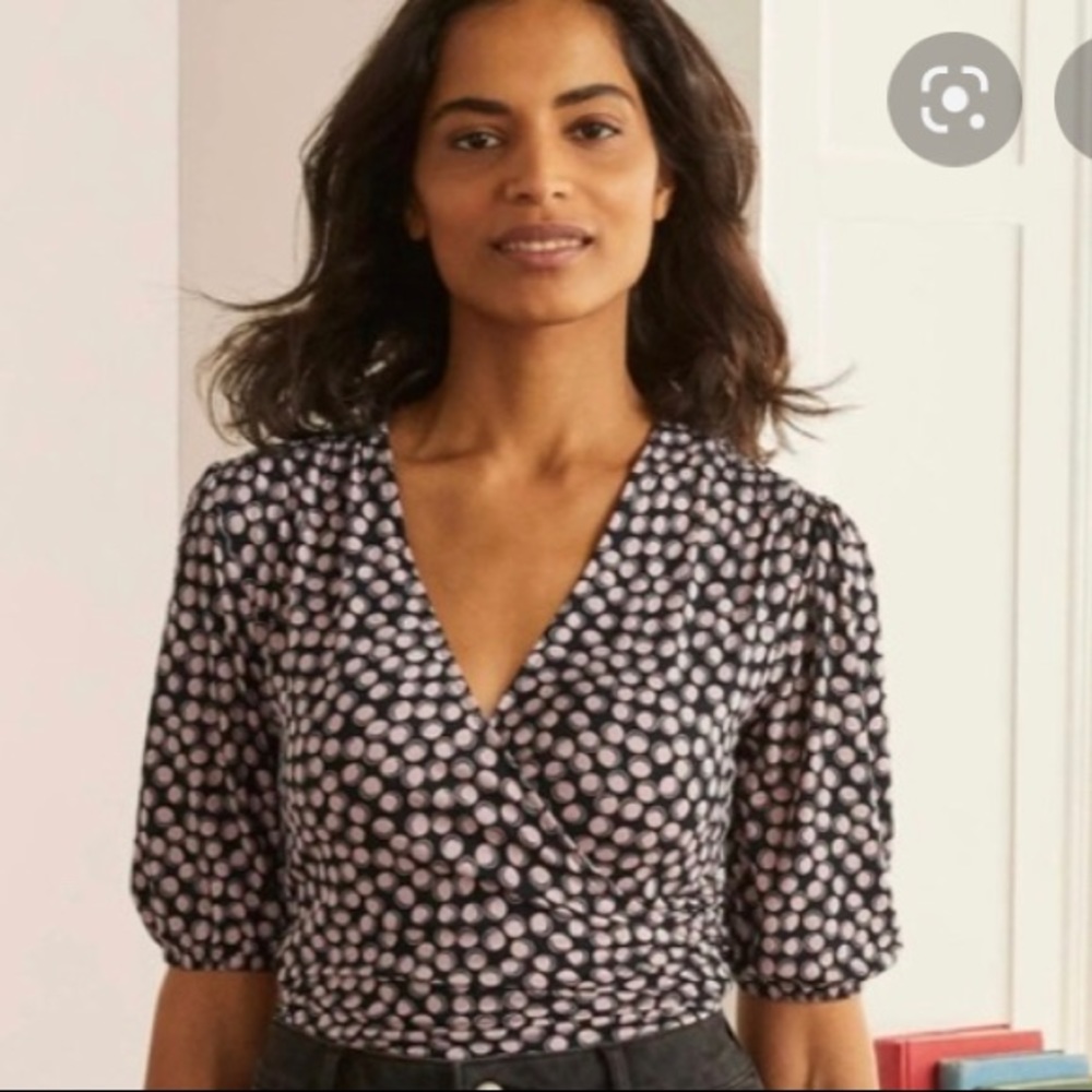 NWT Boden Joanna Wrap Top Size 8 US Dotted Print